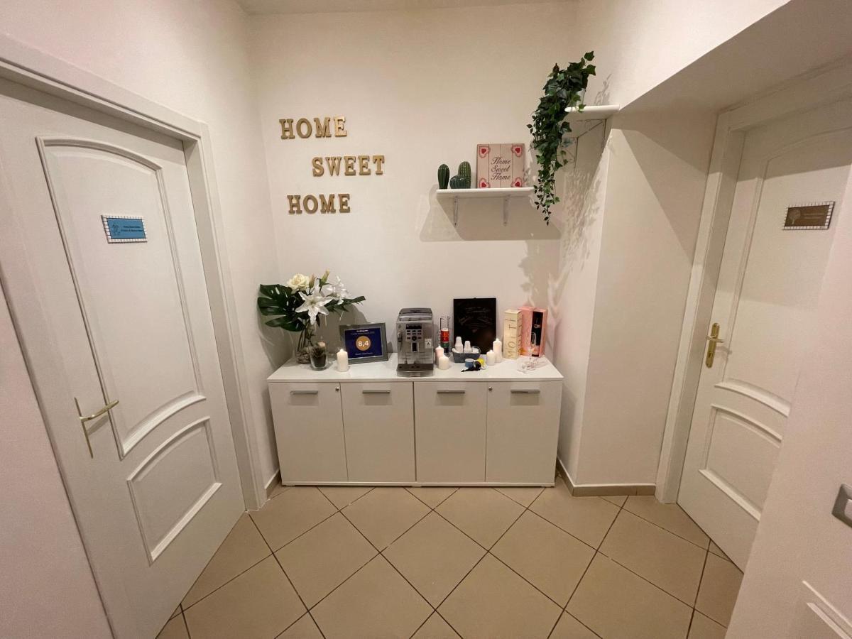 Home Sweet Home Inizio Di Spacca Napoli Экстерьер фото