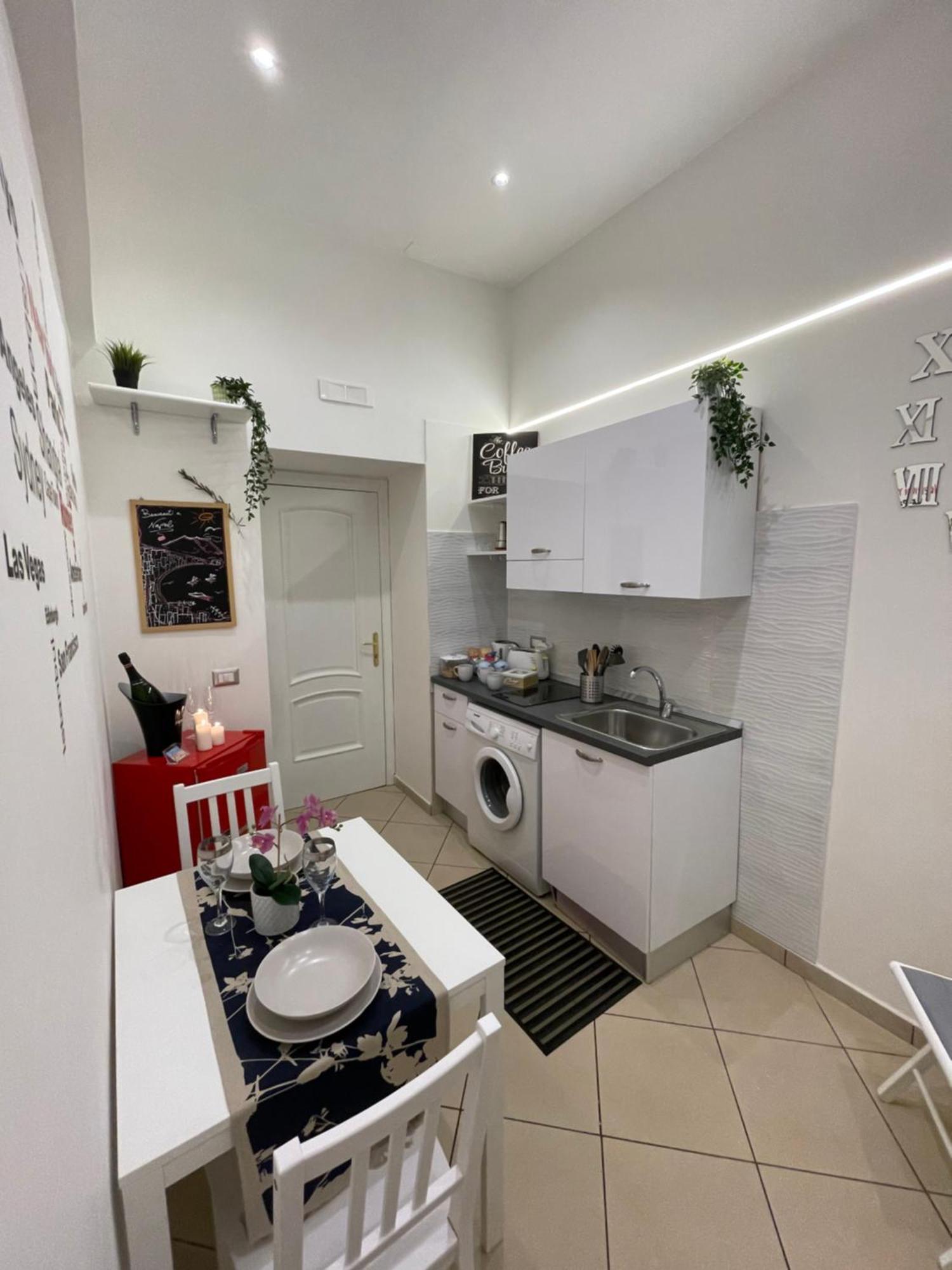 Home Sweet Home Inizio Di Spacca Napoli Экстерьер фото